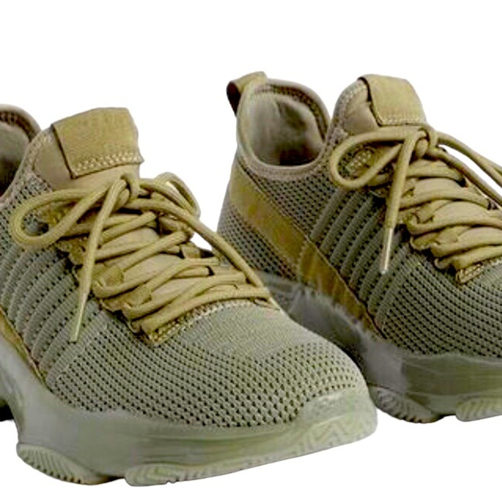 Torrid  chunky active green sneakers size 10WW